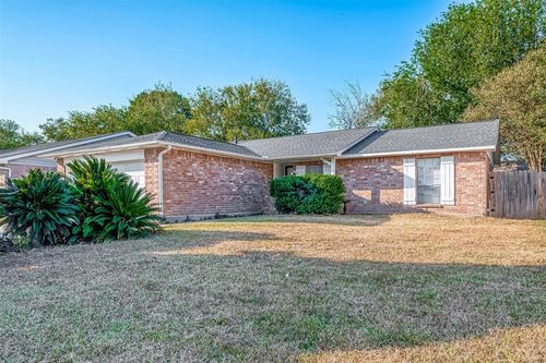 7650 Smiling Wood Ln, Houston, TX, 77086-3025 | Card Image