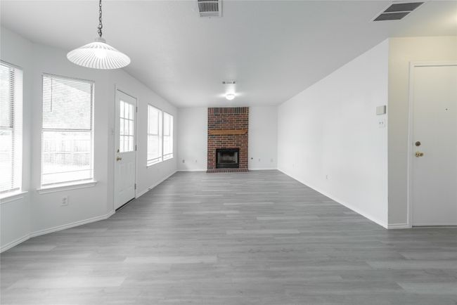 Door on the right goes to garage. | Image 9