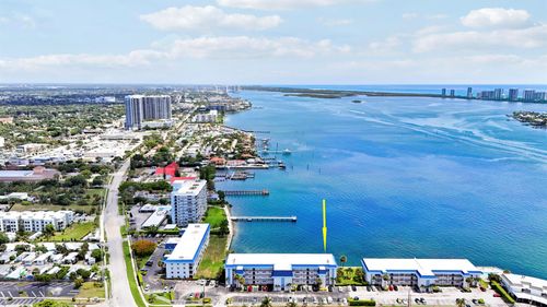 308-410 Wilma Cir, Riviera Beach, FL, 33404-4664 | Card Image