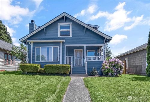 1511 Mcdougall Ave, Everett, WA, 98201-1735 | Card Image