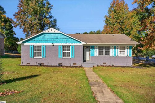 129 Heather Dr, Spartanburg, SC, 29301-5465 | Card Image