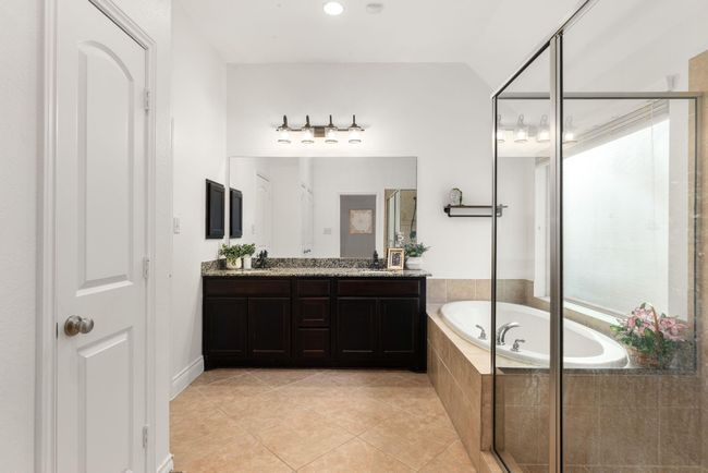 2314 Laurel Loch Ln, House other with 4 bedrooms, 2 bathrooms and 2 parking in Pearland TX | Image 22