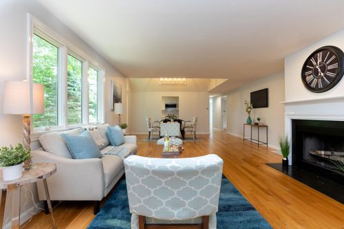 9 Pebble Beach Ave, Mashpee, MA, 02649-2885 | Card Image