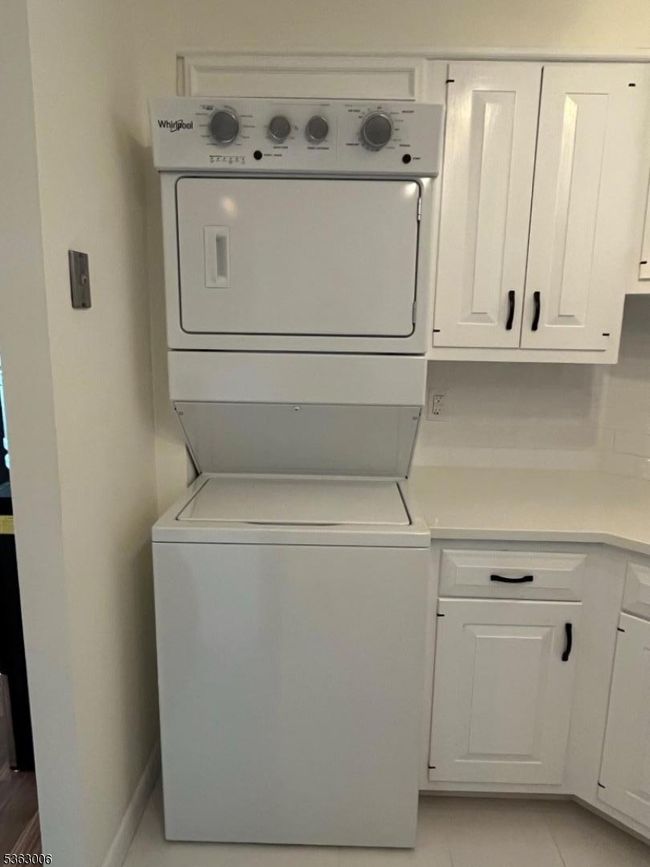 7 - 2 Claridge Dr, Townhouse with 1 bedrooms, 1 bathrooms and null parking in Verona NJ | Image 6