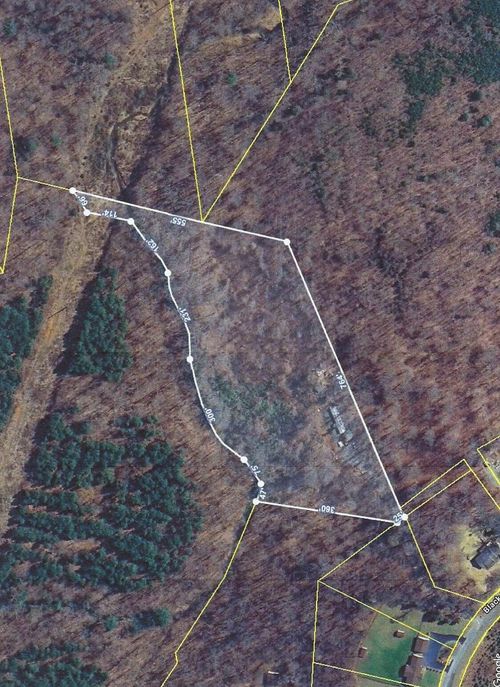 905 Black Rock Rd, Rocky Mount, VA, 24151-5583 | Card Image