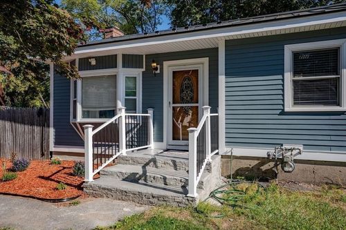 42 Lannon Ave, Dracut, MA, 01826-2337 | Card Image