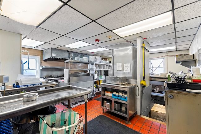 659 Killingly St, Home with 2 bedrooms, 3 bathrooms and 30 parking in Johnston RI | Image 18
