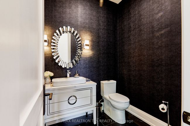35 Heber Down Cres, House other with 5 bedrooms, 5 bathrooms and 6 parking in Whitby ON | Image 22