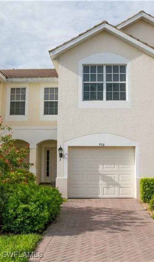 86-936 Hampton Cir, NAPLES, FL, 34105-4823 | Card Image