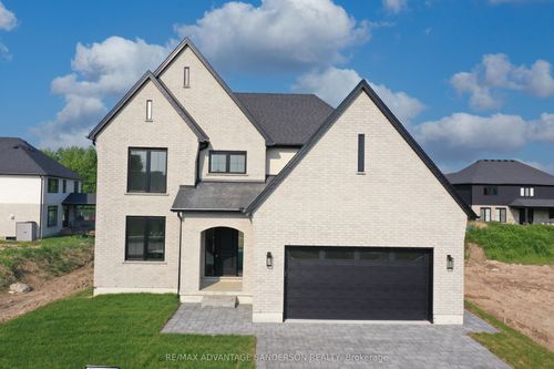 174 Timberwalk Trail, Ilderton, ON, N0M2A0 | Card Image