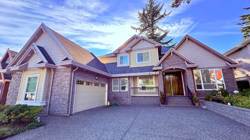 9361 124 St, Surrey, BC, V3V4S2 | Card Image