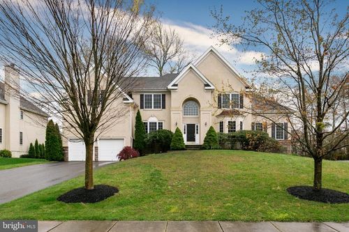 16 Foxcroft Way, MOUNT LAUREL, NJ, 08054-5732 | Card Image