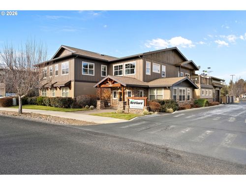 270 E Sun Ranch Dr, Sisters, OR, 97759-2640 | Card Image