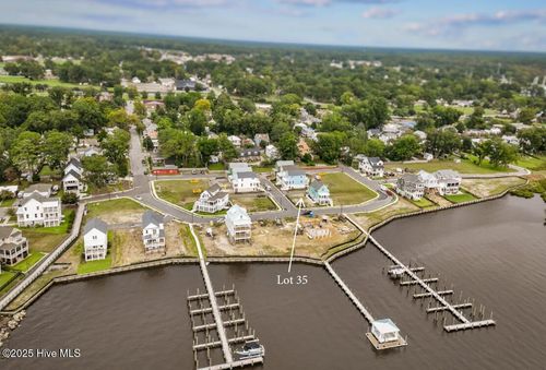 602 Front St, Washington, NC, 27889-6064 | Card Image