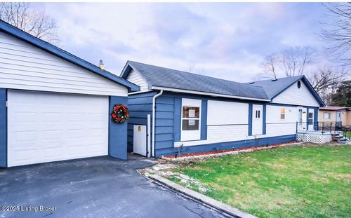 281 Hickory Hill Rd, La Grange, KY, 40031-7765 | Card Image