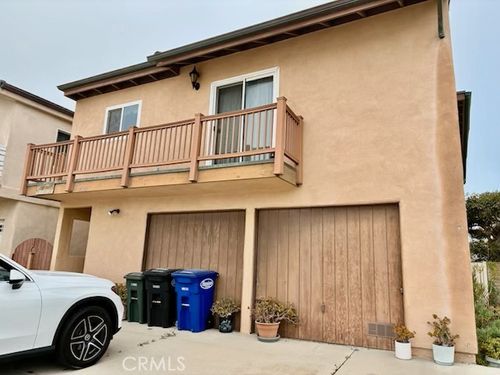 4045 Sunset Ln, Oxnard, CA, 93035-3950 | Card Image