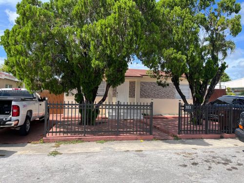 351 E 35th St, Hialeah, FL, 33013-2631 | Card Image