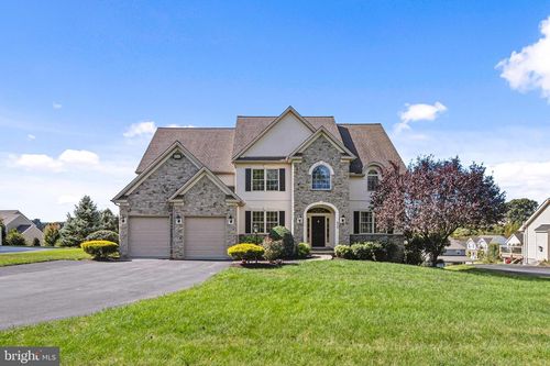 635 Chestnut Hill Rd, YORK, PA, 17402-7204 | Card Image