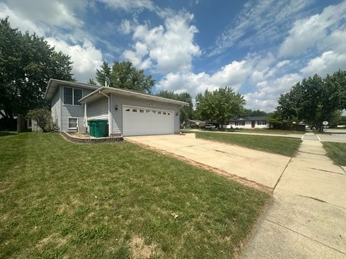 985 Leawood Dr, Joliet, IL, 60431-9009 | Card Image