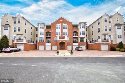 105-8615 Wandering Fox Trl, ODENTON, MD, 21113-3740 | Card Image