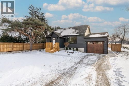 38 Mary St, Chatham, ON, N7L1A4 | Card Image