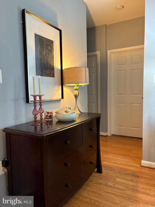 f301-4139 Fountainside Ln, FAIRFAX, VA, 22030-7436 | Card Image