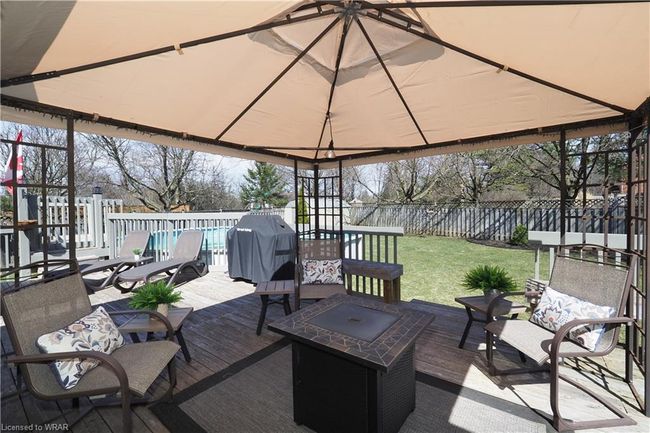 10 Simone Pl, House other with 3 bedrooms, 3 bathrooms and 6 parking in Ayr ON | Image 35