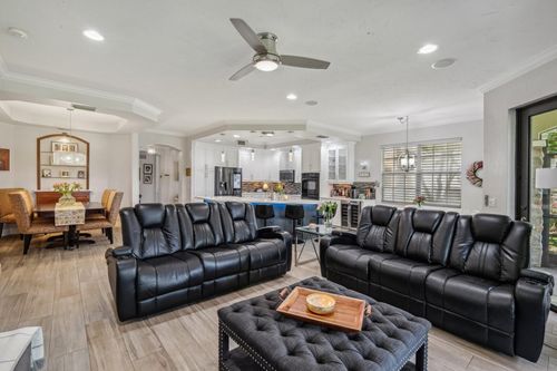 3a-7581 Old Thyme Ct, Parkland, FL, 33076-3901 | Card Image