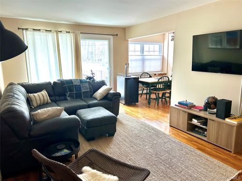 36-8 Colonial Rd, Beacon, NY, 12508-1731 | Card Image