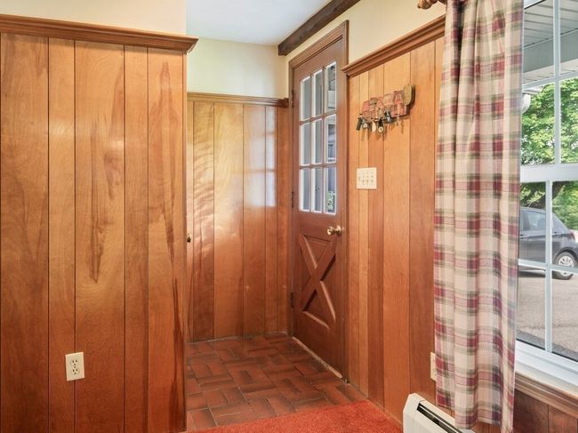 32 Westview Dr, House other with 3 bedrooms, 2 bathrooms and 6 parking in Sutton MA | Image 17