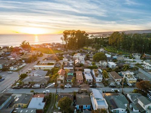 121 Anchorage Ave, Santa Cruz, CA, 95062-5416 | Card Image