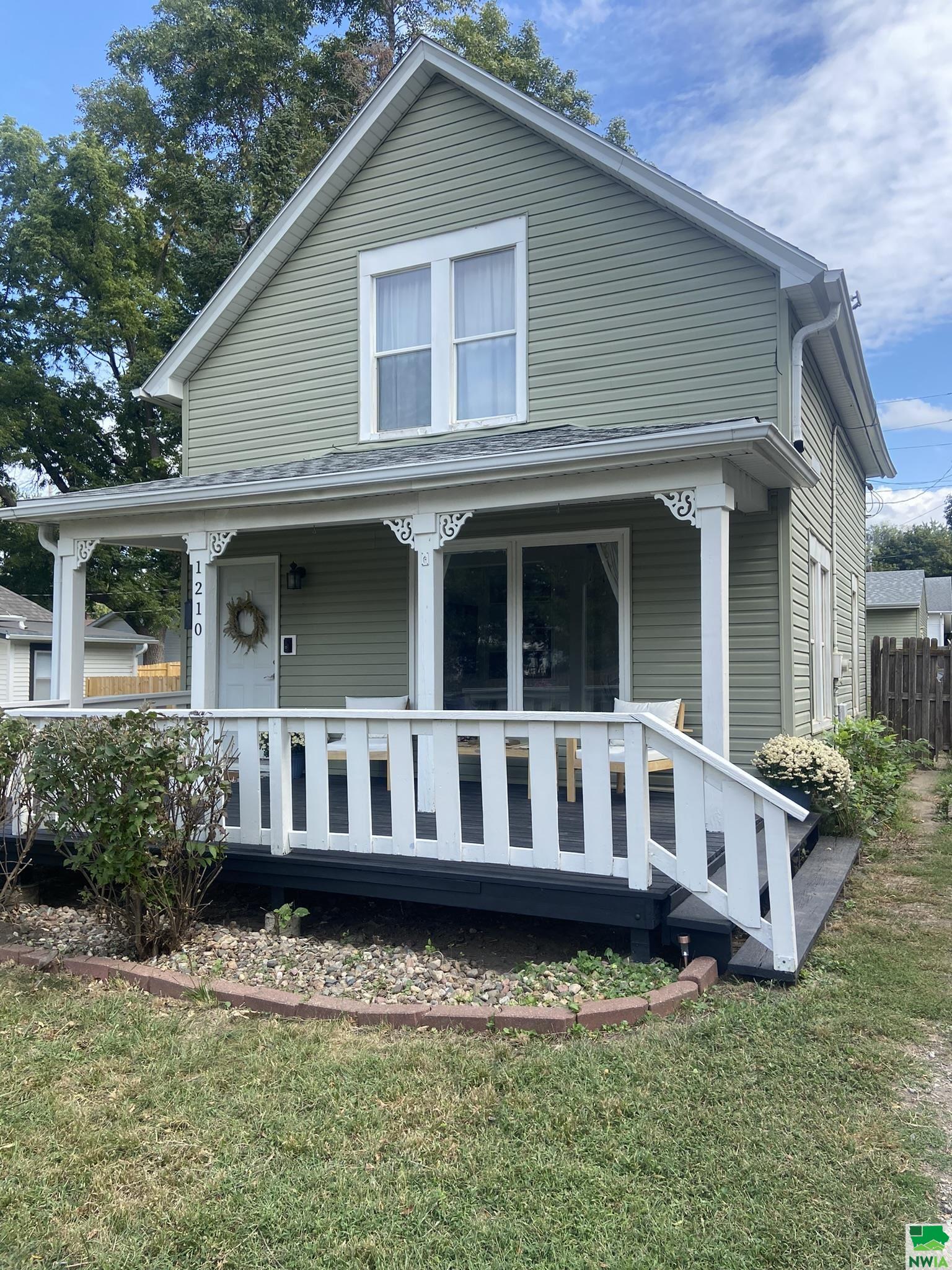 Newton St, Sioux City, IA 51106