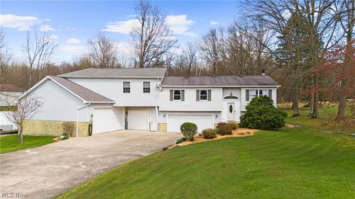 2837 Mahan Denman Road Nw, Bristolville, OH, 44402 | Card Image