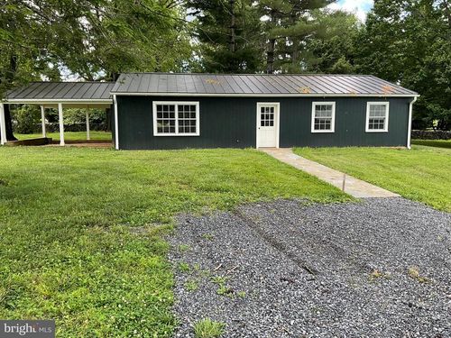 2415 Burrland Ln, THE PLAINS, VA, 20198-1615 | Card Image