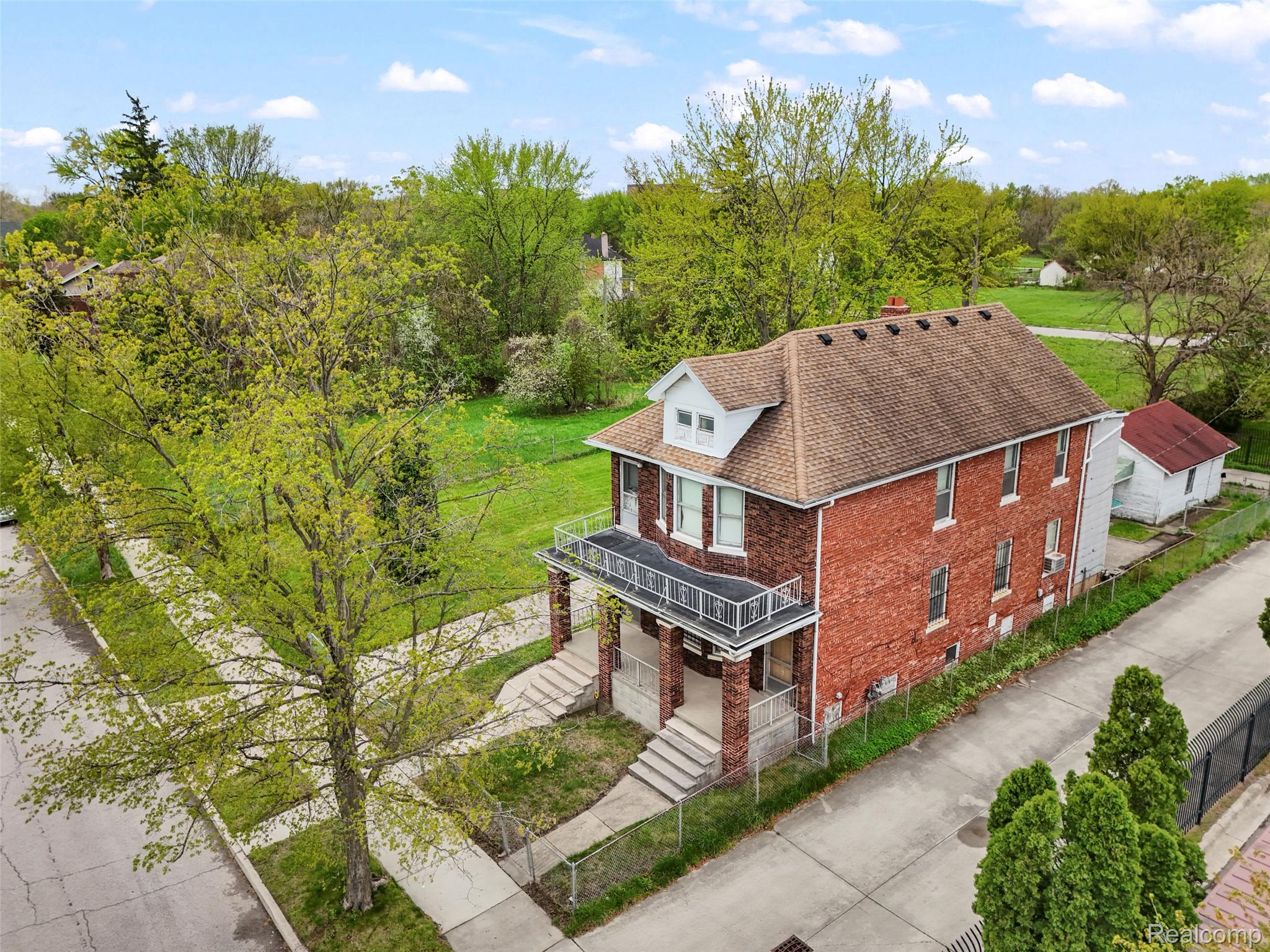Residential Income in Detroit 3