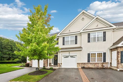 35 Red Oak Ct, Haskell, NJ, 07420-1067 | Card Image