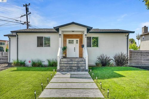 5447 Shasta Ave, San Pablo, CA, 94806-4205 | Card Image