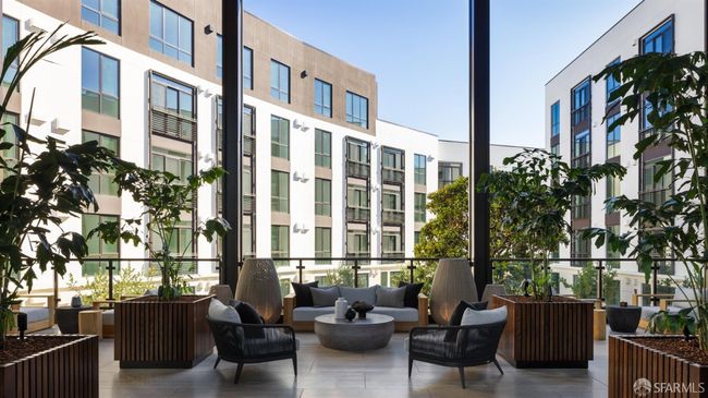 211 - 1 Bristol Ct, Condo with 1 bedrooms, 1 bathrooms and 1 parking in San Francisco CA | Image 19