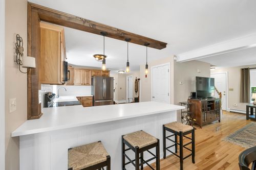 32 Friar Tuck Way, Wolfeboro, NH, 03894-4407 | Card Image