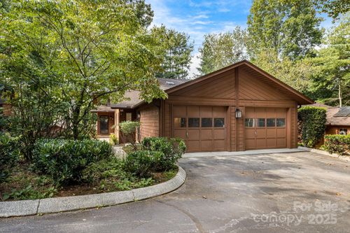 402 Woodfield Dr, Asheville, NC, 28803-8667 | Card Image
