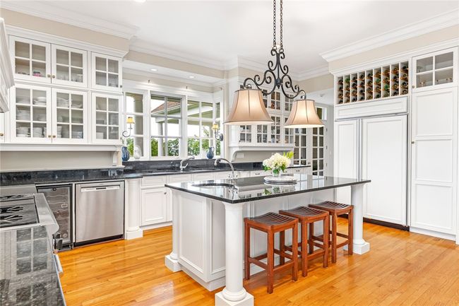 15 Courageous Cir, House other with 5 bedrooms, 5 bathrooms and 3 parking in Bristol RI | Image 12