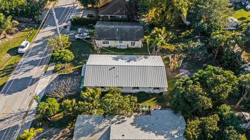 3443 Ne 3rd Ave, Oakland Park, FL, 33334-2156 | Card Image