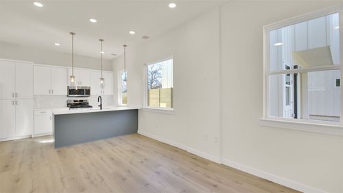 3-6119 Atwood St, Austin, TX, 78741-2304 | Card Image