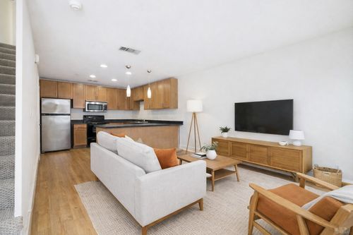 apt-131-711 W 32nd St, Austin, TX, 78705-2203 | Card Image