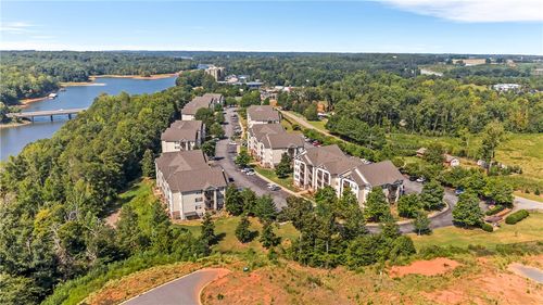 725 Lookover Dr, Anderson, SC, 29621-2352 | Card Image