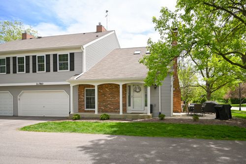 26a-2S780 Grove Ln, Warrenville, IL, 60555-2717 | Card Image