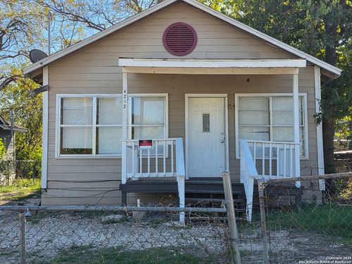 4212 Monterey St, San Antonio, TX, 78237-2146 | Card Image