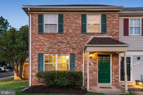 8417 Mckenzie Cir, MANASSAS, VA, 20110-4664 | Card Image