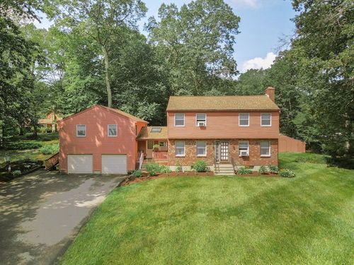 15 Northwest Rd, Spencer, MA, 01562-1300 | Card Image