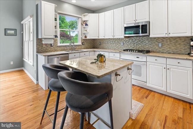 8 Colonial Ct, House other with 3 bedrooms, 3 bathrooms and null parking in SKILLMAN NJ | Image 16